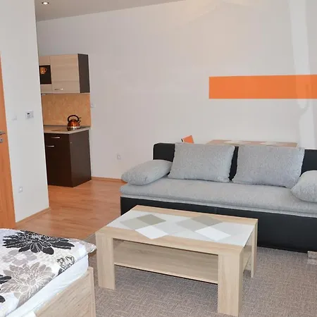 Studio 37 Apartment *